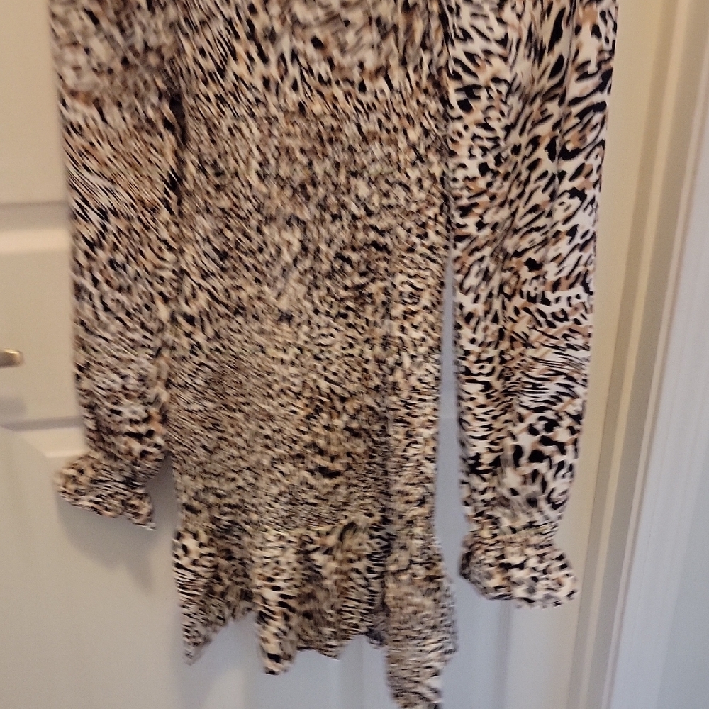 Express Animal Print Mini Dress - Picture 6 of 8